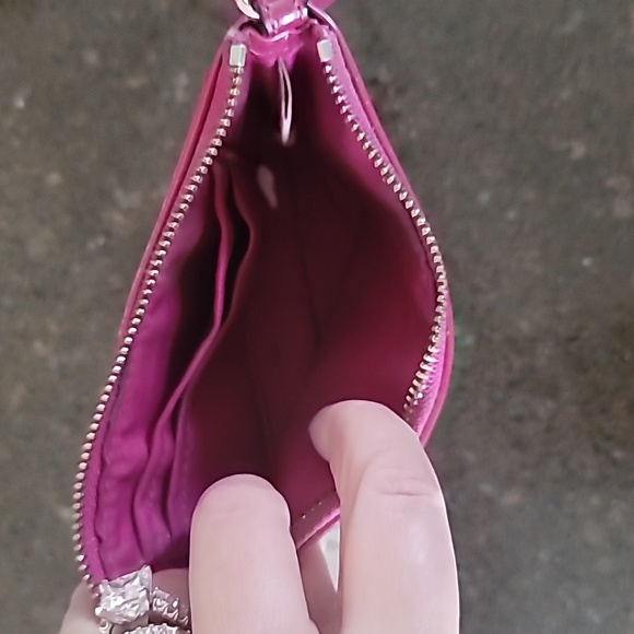 Coach wristlet - Picture 3 of 3